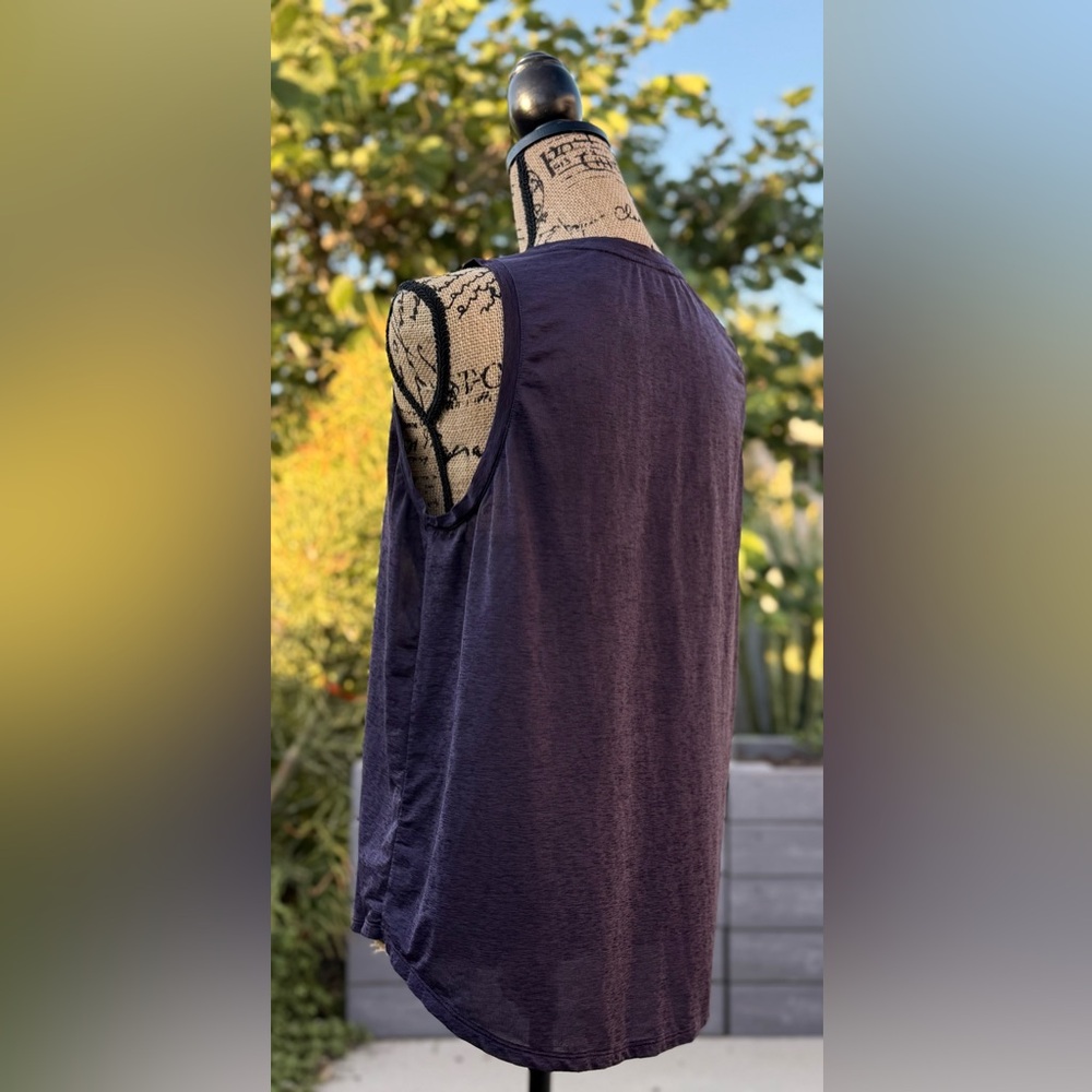 Peloton Women's Dark Purple Muscle Tee - Picture 5 of 6